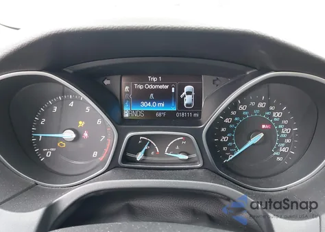 2012 Ford Focus Titanium z USA, uszkodzony, nr VIN 1FAHP3N28CL210557